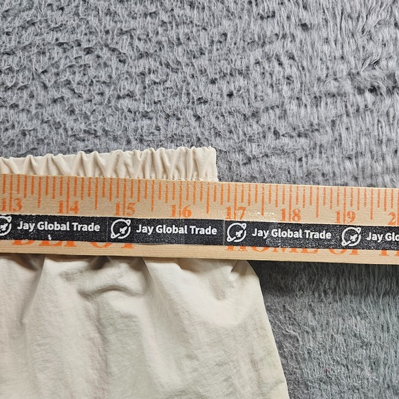 NWT Antonio Melani‎ Gym Workout Shorts Women XL Elastic Waist Inner Pants Cream - Picture 8 of 11